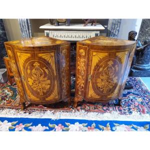 Pair Of Corners End XVIII Or Beginning XIX In Dutch Marquetry